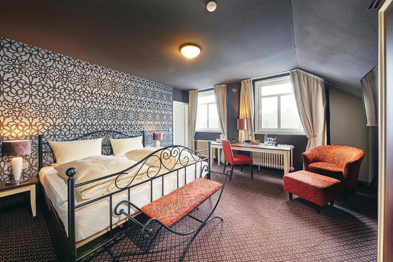 Hotel Alte Schule Bad Berleburg Exteriör bild